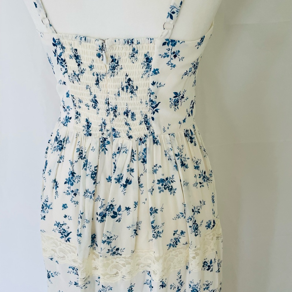 NWT $278 Reformation Dina Dress size 4 Floral Print Midi Dress - Picture 10 of 14